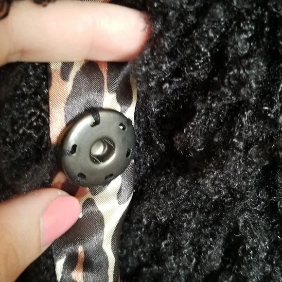 Betsey Johnson Black Fuzzy Faux Fur Vest M - Picture 5 of 6